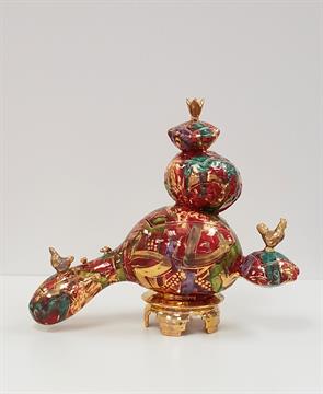 Randy Au, Assistant Director of the Visual Arts Conservatory, was featured in an article by Stu News Newport about his ceramic vegetable art exhibit currently on display at John Wayne Airport