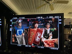 Janice Lee starred in a Hershey Company commercial featuring Reese’s Peanut Butter Cups and Kit Kat for the Halloween season