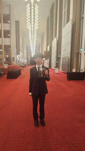 Derrick Zhang won first place in the World Stage Tour Music Competition by The Royal Foundation of Music & Arts