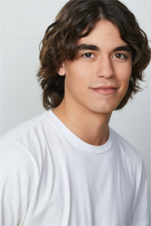 Levi Sternshein booked a role in the movie “Mistletoe & Magic”